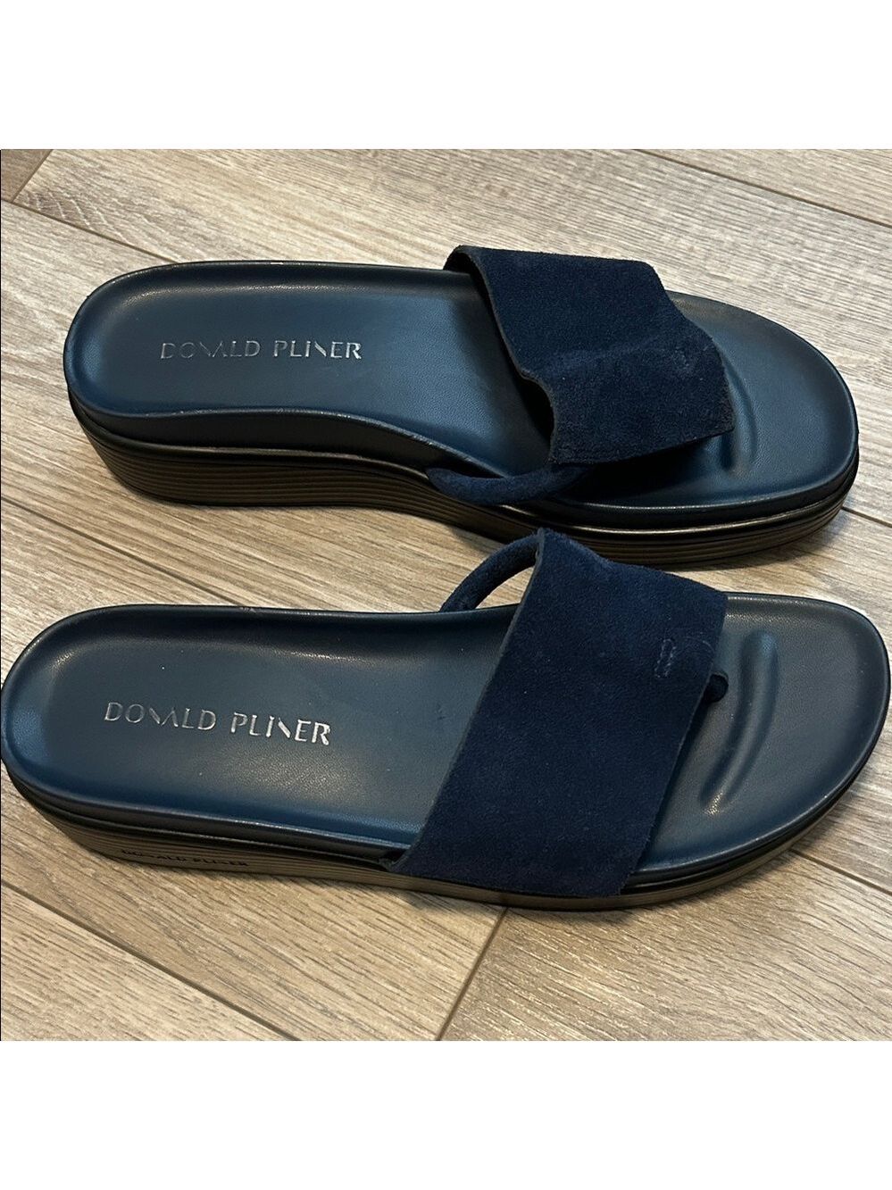 Donald Pliner FiFi Navy Suede Slip On Sandals - Picture 2 of 11